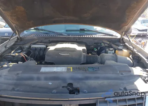 2003 Ford Expedition Xlt z USA, uszkodzony, nr VIN 1FMFU16W13LB07881